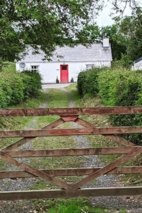 Butler'S Cottage, Letterkenny Exterior photo